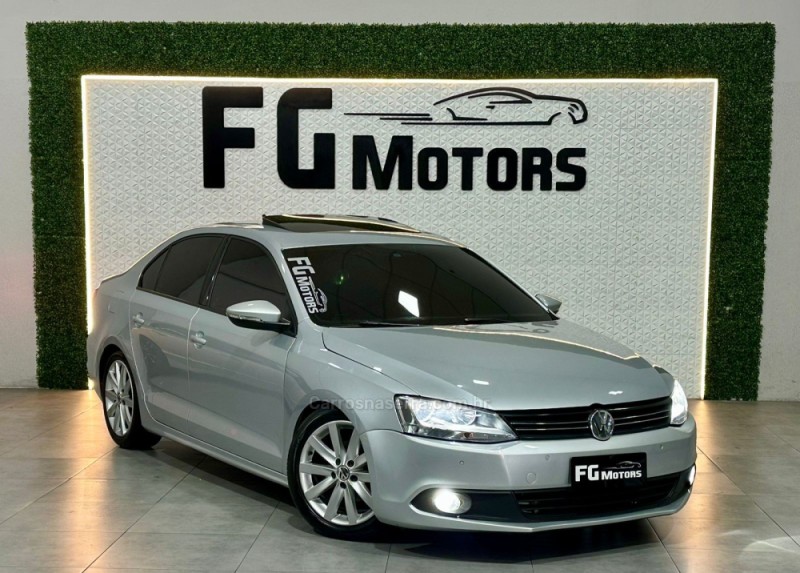 JETTA 2.0 COMFORTLINE FLEX 4P TIPTRONIC