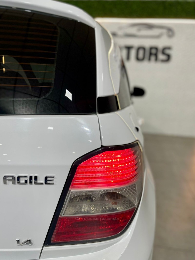 AGILE 1.4 MPFI LTZ 8V FLEX 4P MANUAL - 2011 - NOVO HAMBURGO