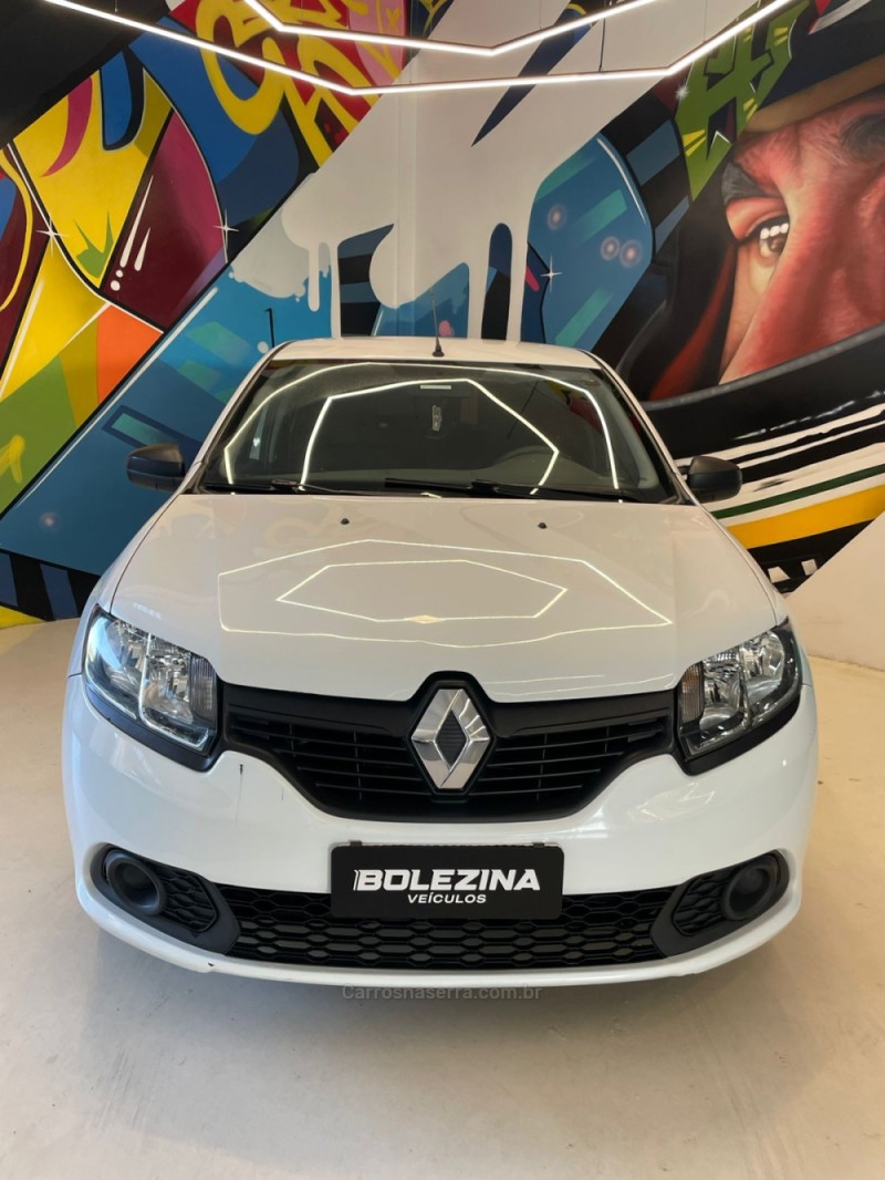 SANDERO 1.0 AUTHENTIQUE 12V FLEX 4P MANUAL - 2020 - NOVO HAMBURGO