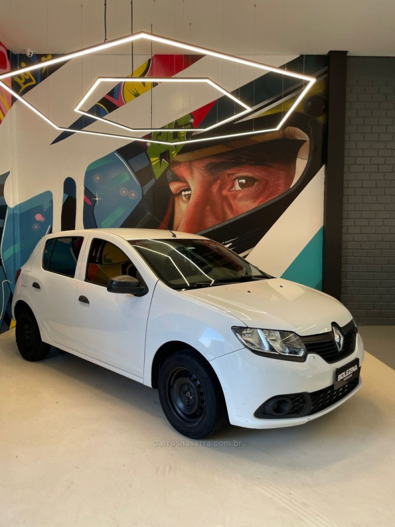 sandero 1.0 authentique 12v flex 4p manual 2020 novo hamburgo