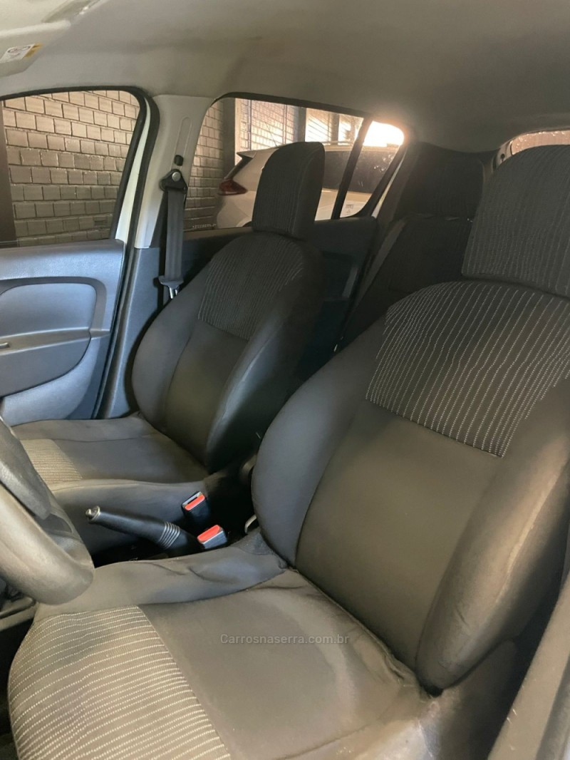 SANDERO 1.0 AUTHENTIQUE 12V FLEX 4P MANUAL - 2020 - NOVO HAMBURGO