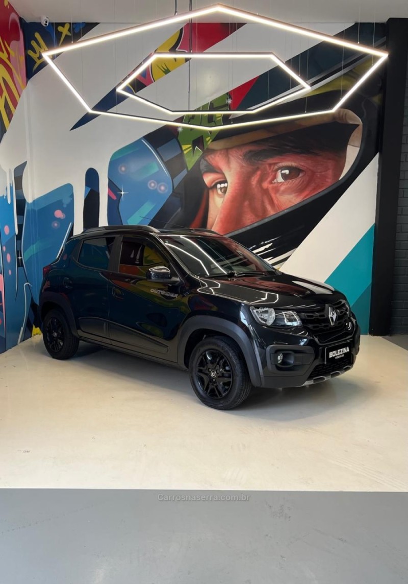 KWID 1.0 12V OUTSIDER FLEX 4P MANUAL