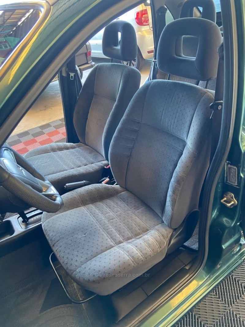 CORSA 1.6 MPFI GLS 8V GASOLINA 4P MANUAL - 2000 - CAXIAS DO SUL