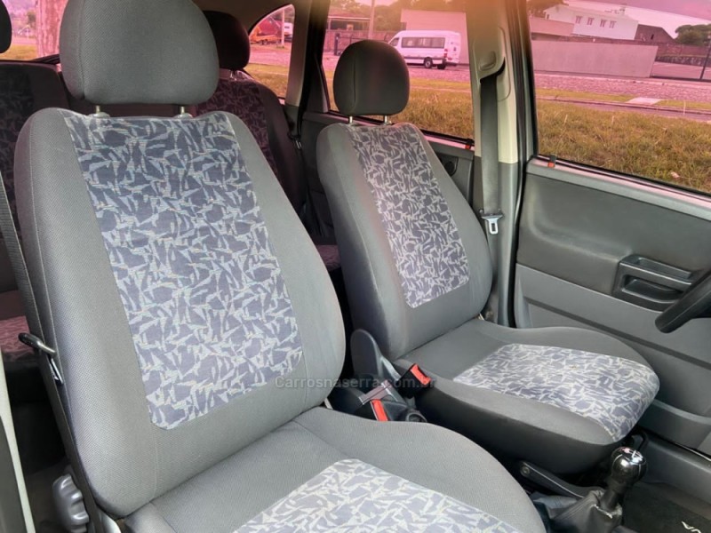 MERIVA 1.8 MPFI 8V FLEX 4P MANUAL - 2004 - DOIS IRMãOS