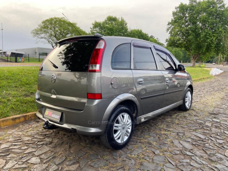 MERIVA 1.8 MPFI 8V FLEX 4P MANUAL - 2004 - DOIS IRMãOS