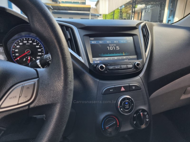 HB20S 1.0 COMFORT 12V FLEX 4P MANUAL - 2019 - VACARIA