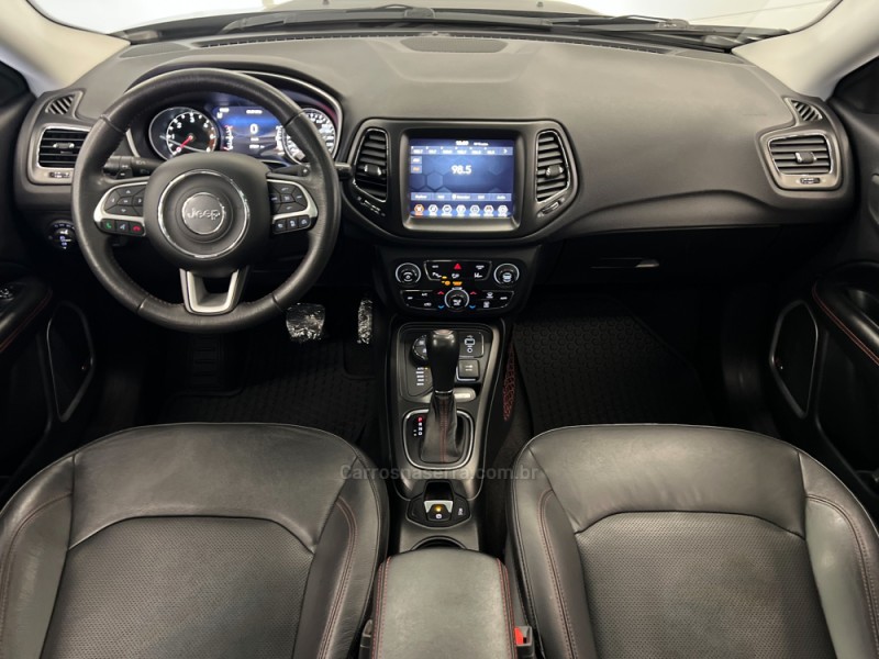 COMPASS 2.0 16V DIESEL TRAILHAWK 4X4 AUTOMÁTICO - 2018 - FLORES DA CUNHA