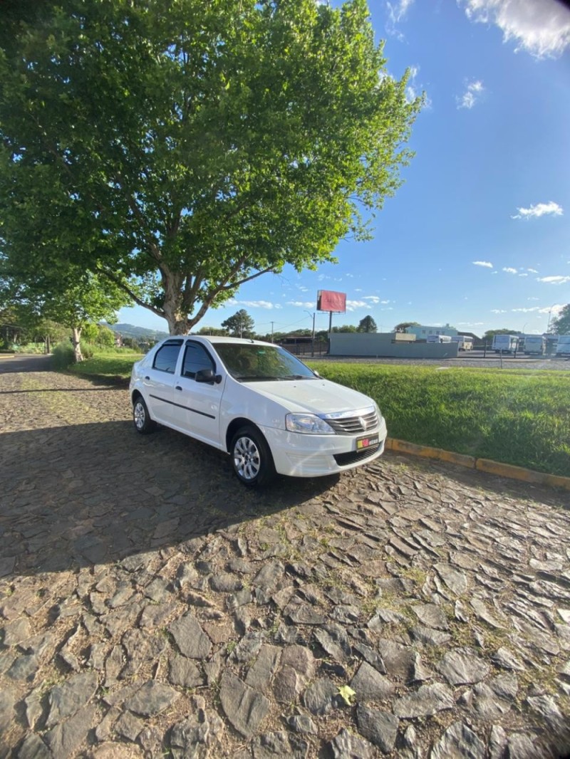 LOGAN 1.0 AUTHENTIQUE 16V FLEX 4P MANUAL - 2011 - DOIS IRMãOS