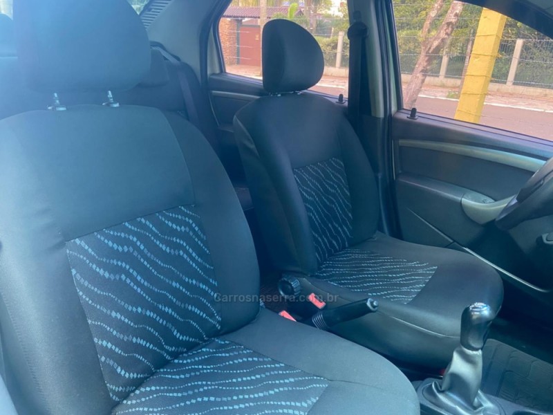 LOGAN 1.0 AUTHENTIQUE 16V FLEX 4P MANUAL - 2011 - DOIS IRMãOS