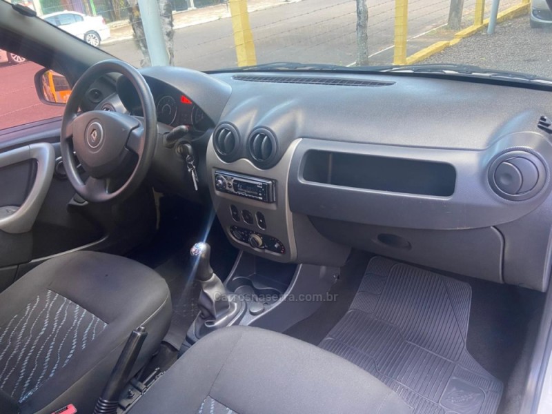 LOGAN 1.0 AUTHENTIQUE 16V FLEX 4P MANUAL - 2011 - DOIS IRMãOS