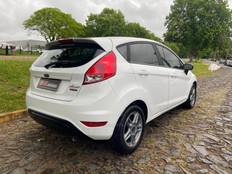 FIESTA 1.6 SEL HATCH 16V FLEX 4P MANUAL - 2019 - DOIS IRMãOS