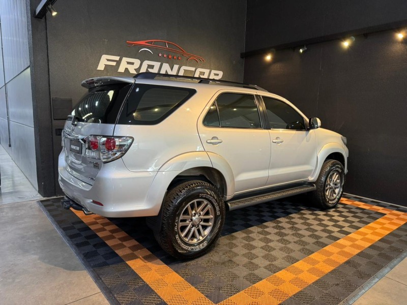 HILUX SW4 3.0 SRV 4X4 7 LUGARES 16V TURBO INTERCOOLER DIESEL 4P AUTOMÁTICO - 2012 - ANTôNIO PRADO