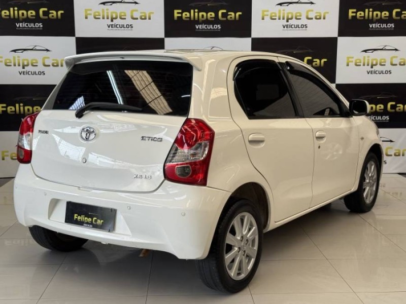 ETIOS 1.3 XS 16V FLEX 4P MANUAL - 2013 - CAXIAS DO SUL