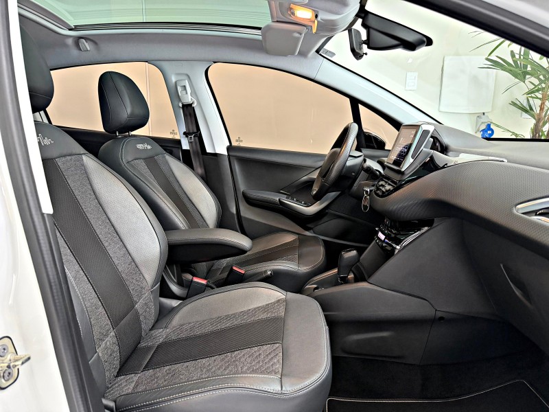 208 1.6 URBANTECH 16V FLEX 4P AUTOMÁTICO - 2018 - CAXIAS DO SUL