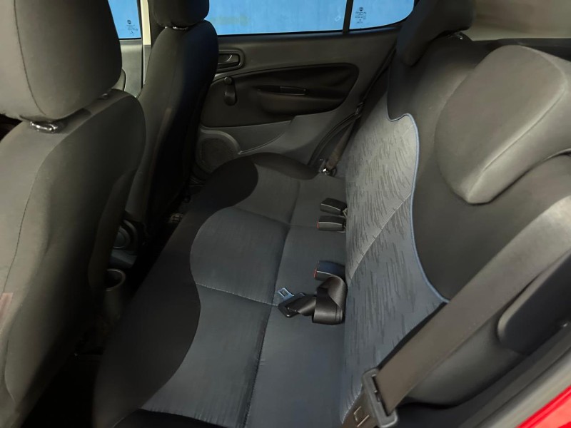 UNO 1.0 EVO ATTRACTIVE 8V FLEX 4P MANUAL - 2015 - CAXIAS DO SUL