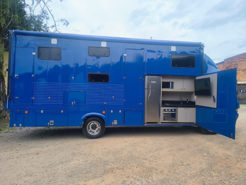 ACCELO 915 C - 2011 - CAXIAS DO SUL