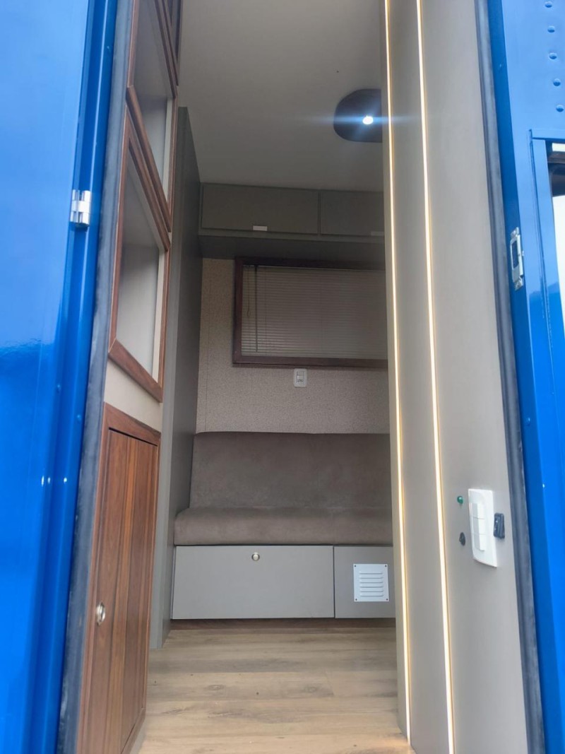 ACCELO 915 C - 2011 - CAXIAS DO SUL