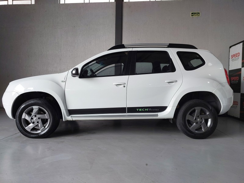 DUSTER 1.6 TECH ROAD 4X2 16V FLEX 4P MANUAL - 2013 - SãO SEBASTIãO DO CAí