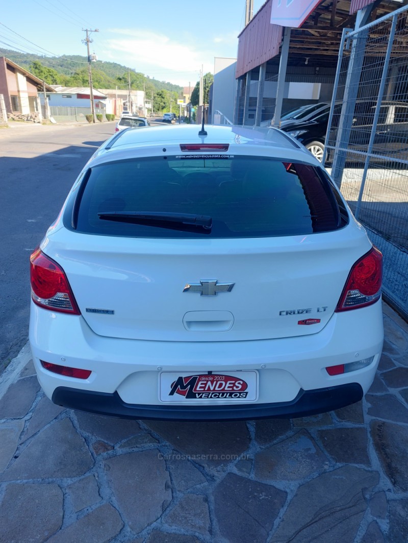 CRUZE 1.8 LT 16V FLEX 4P AUTOMÁTICO - 2014 - TRêS COROAS