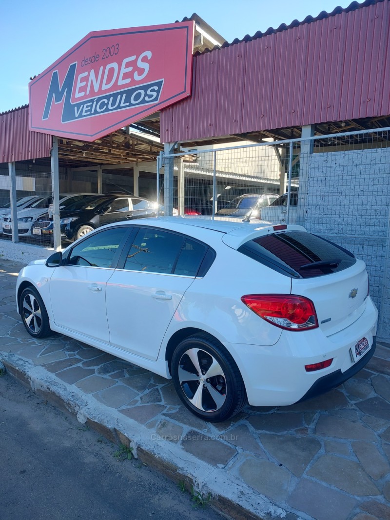 CRUZE 1.8 LT 16V FLEX 4P AUTOMÁTICO - 2014 - TRêS COROAS