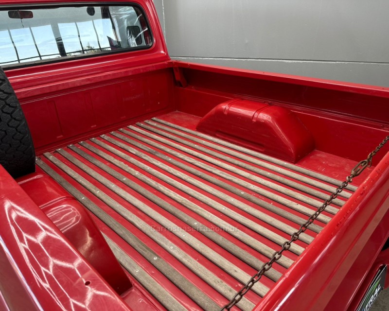 F-1000 3.9 SUPER SÉRIE CS 8V DIESEL 2P MANUAL - 1985 - VACARIA