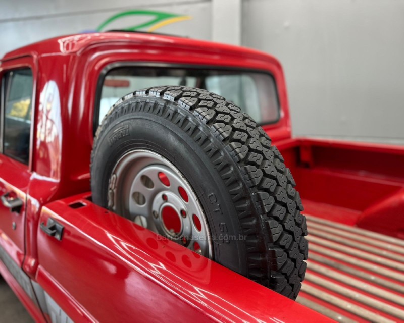 F-1000 3.9 SUPER SÉRIE CS 8V DIESEL 2P MANUAL - 1985 - VACARIA