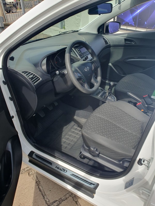 HB20 1.0 COMFORT 12V FLEX 4P MANUAL - 2017 - CAXIAS DO SUL