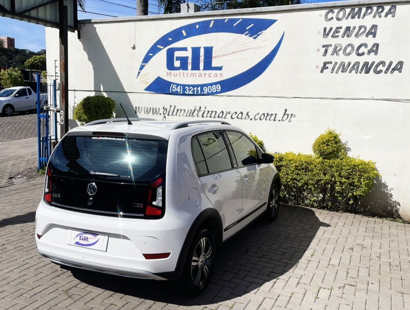 UP 1.0 TSI CROSS 12V FLEX 4P MANUAL - 2018 - CAXIAS DO SUL
