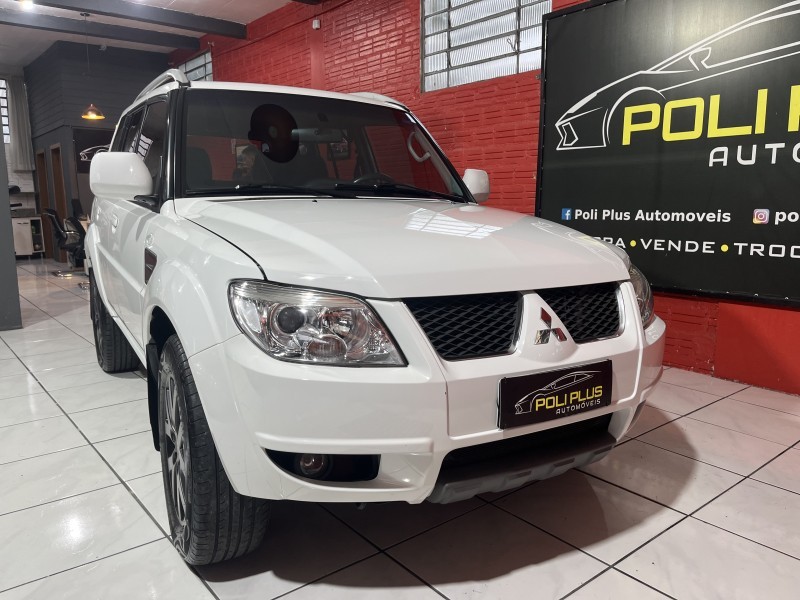 pajero tr4 2.0 4x2 16v 140cv flex 4p automatico 2015 caxias do sul