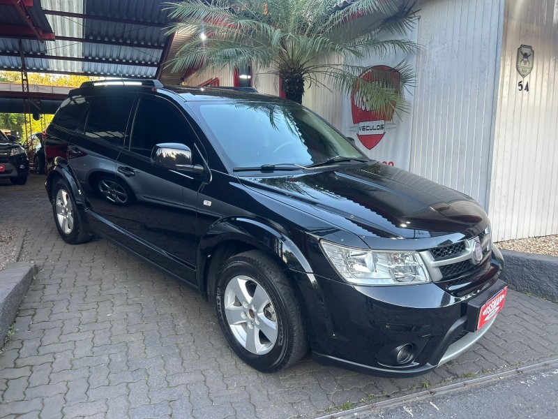 FREEMONT 2.4 PRECISION 16V GASOLINA 4P AUTOMÁTICO