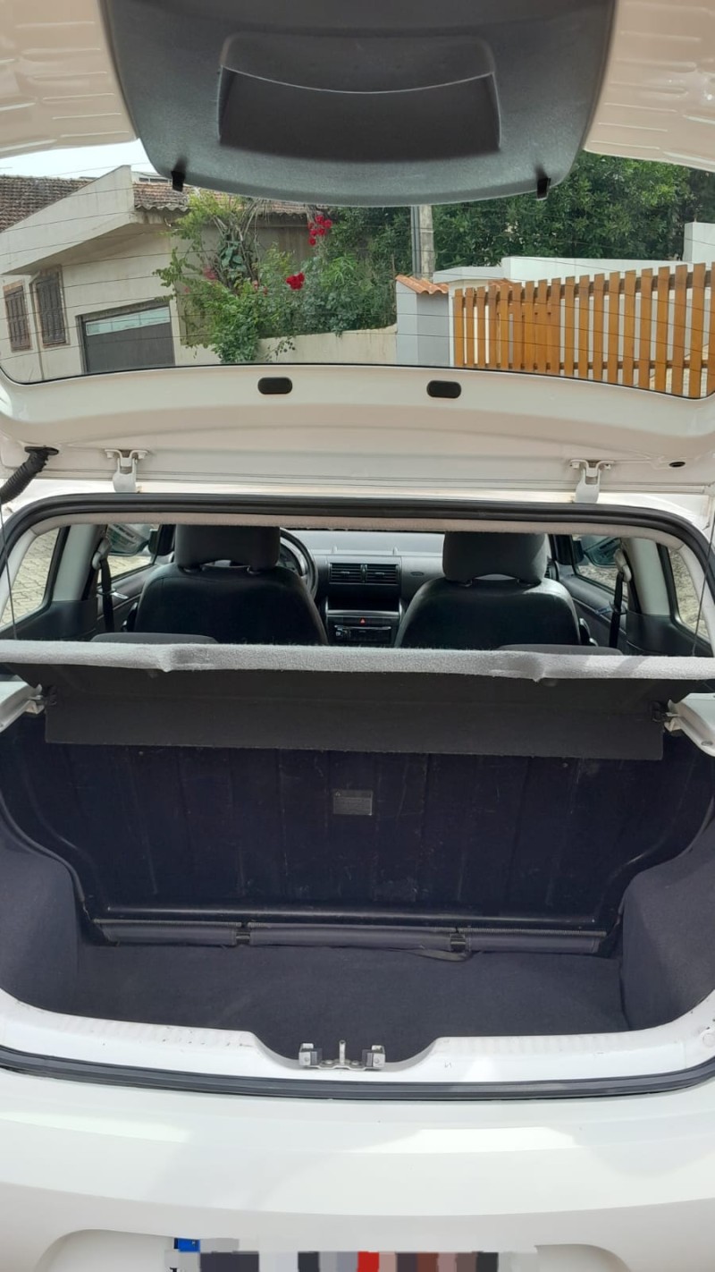 FOX 1.6 MI ROUTE 8V FLEX 2P MANUAL - 2009 - ESTRELA