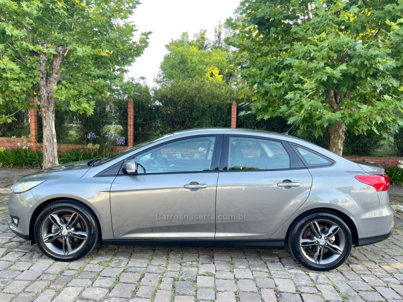 FOCUS 2.0 SE PLUS FASTBACK 16V FLEX 4P AUTOMÁTICO - 2016 - BENTO GONçALVES