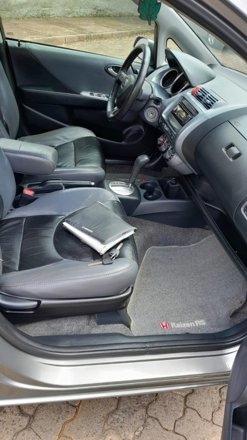 FIT 1.5 EX 16V GASOLINA 4P AUTOMÁTICO - 2005 - ESTRELA