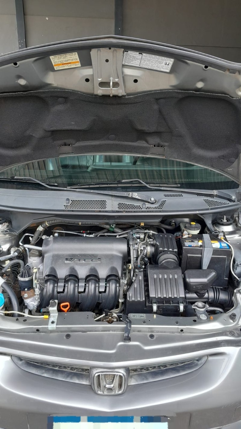 FIT 1.5 EX 16V GASOLINA 4P AUTOMÁTICO - 2005 - ESTRELA