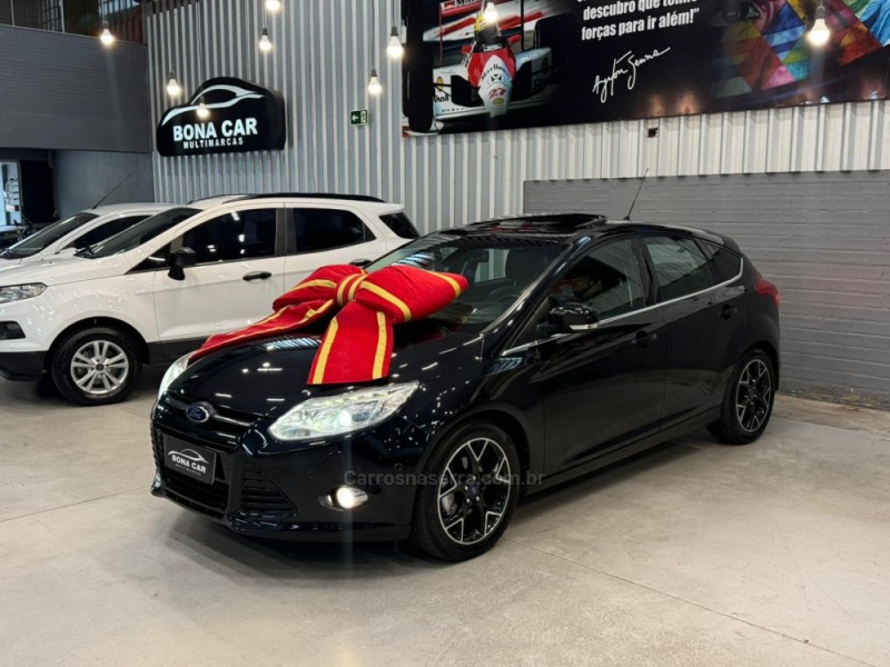 focus 2.0 titanium plus hatch 16v flex 4p auto 2015 caxias do sul