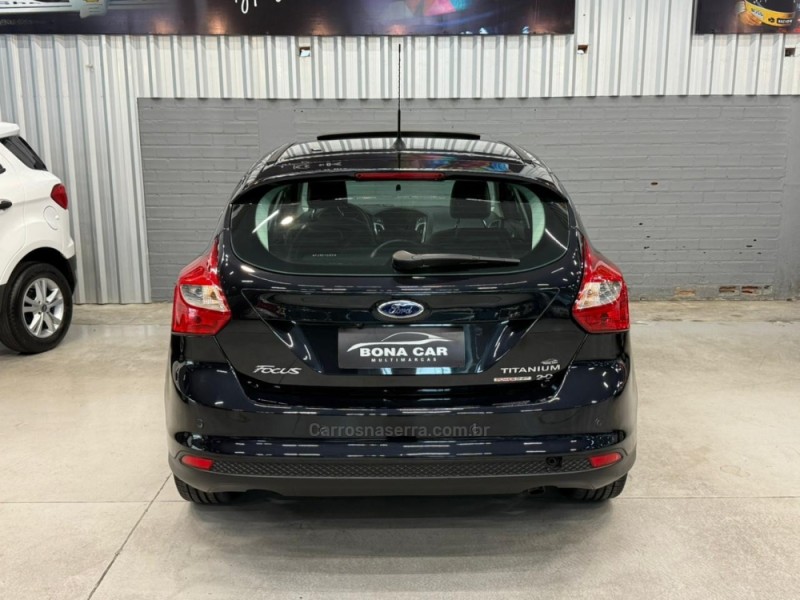 FOCUS 2.0 TITANIUM PLUS HATCH 16V FLEX 4P AUTO - 2015 - CAXIAS DO SUL