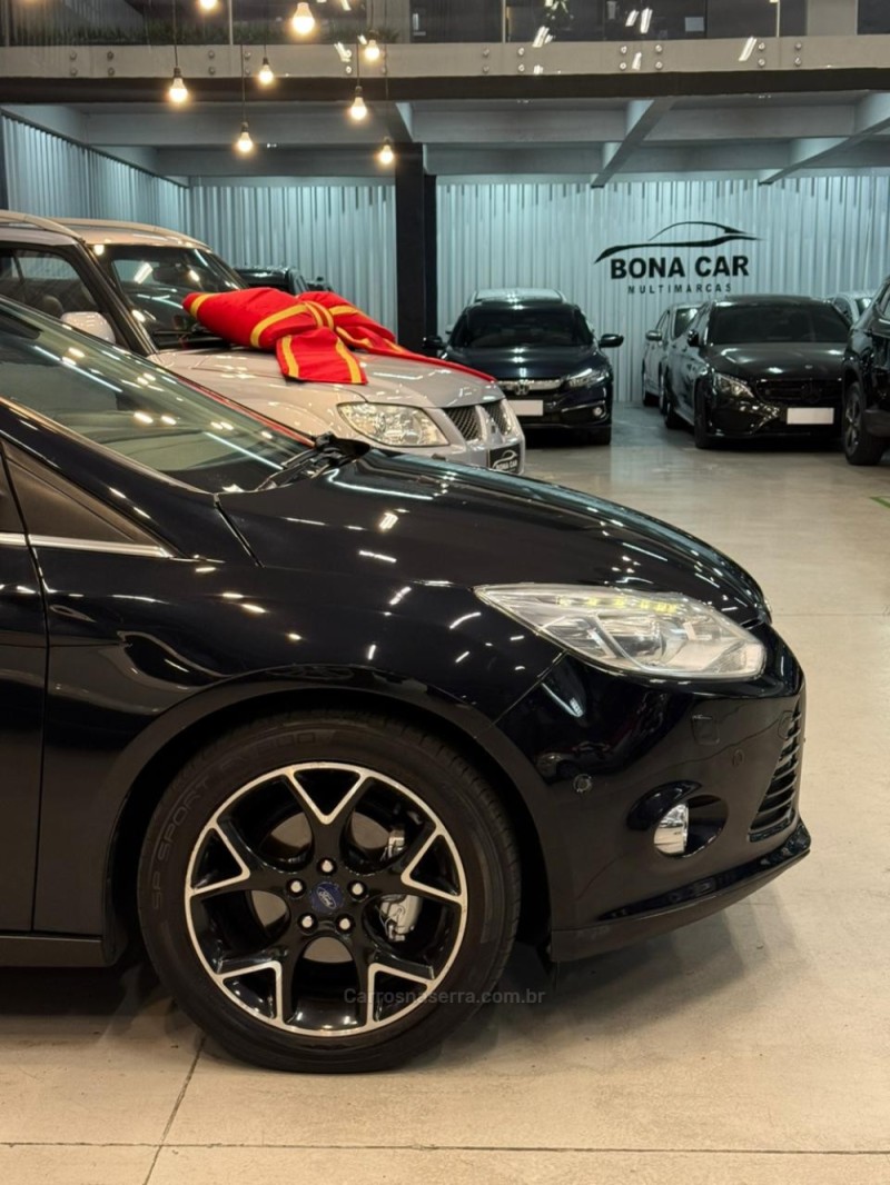 FOCUS 2.0 TITANIUM PLUS HATCH 16V FLEX 4P AUTO - 2015 - CAXIAS DO SUL