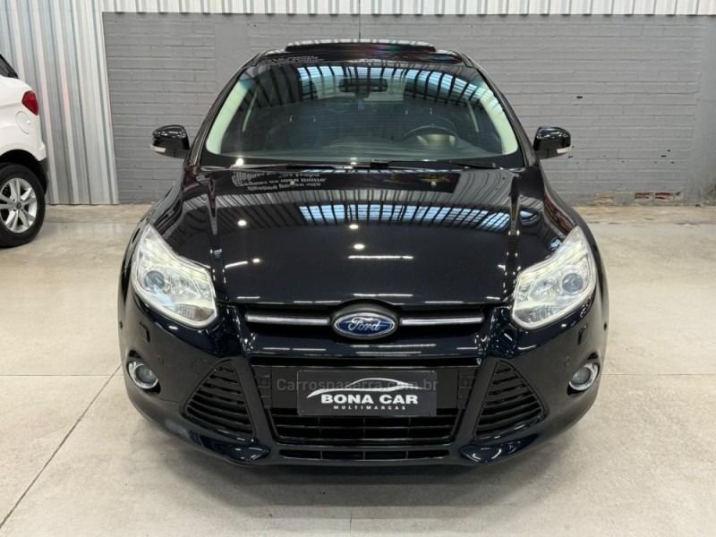 FOCUS 2.0 TITANIUM PLUS HATCH 16V FLEX 4P AUTO - 2015 - CAXIAS DO SUL