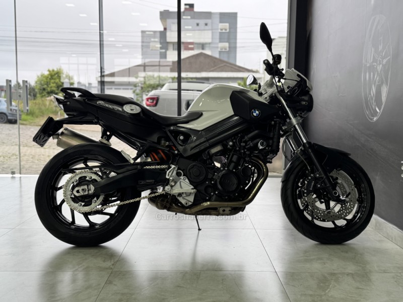 F 800 R - 2011 - CAXIAS DO SUL
