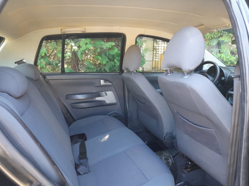 FOX 1.0 MI 8V FLEX 4P MANUAL - 2010 - FARROUPILHA