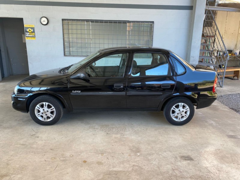 CLASSIC 1.0 MPFI LIFE 8V FLEX 4P MANUAL - 2006 - CAXIAS DO SUL