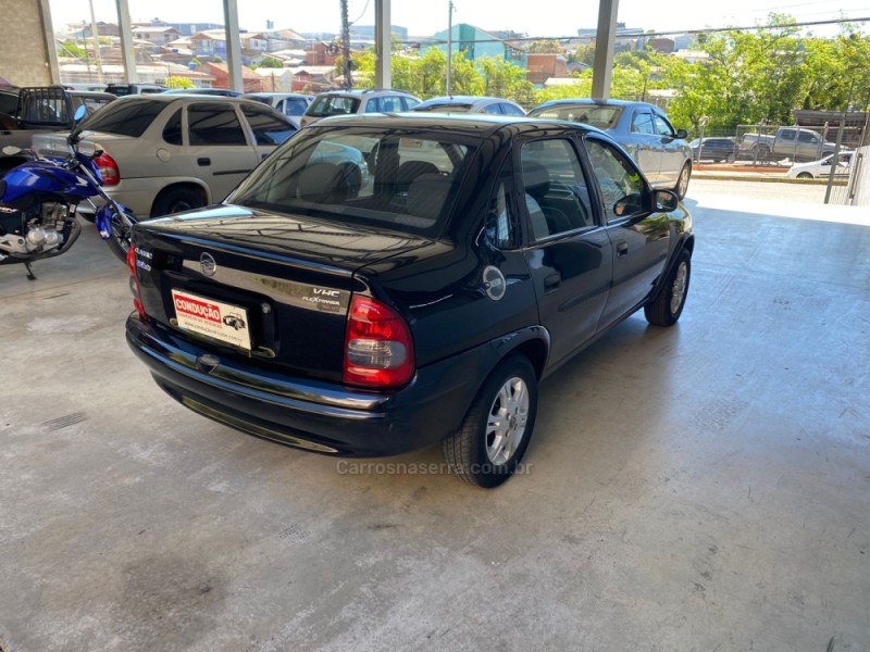 CLASSIC 1.0 MPFI LIFE 8V FLEX 4P MANUAL - 2006 - CAXIAS DO SUL