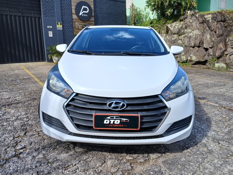 HB20 1.0 COMFORT PLUS 12V FLEX 4P MANUAL - 2016 - FARROUPILHA