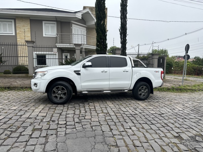 RANGER 3.2 XLT 4X4 CD 20V DIESEL 4P AUTOMÁTICO - 2014 - CAXIAS DO SUL
