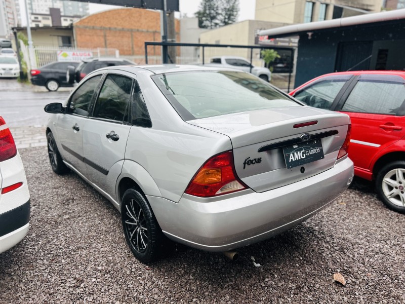 FOCUS 2.0 FC 16V GASOLINA 4P MANUAL - 2002 - CAXIAS DO SUL
