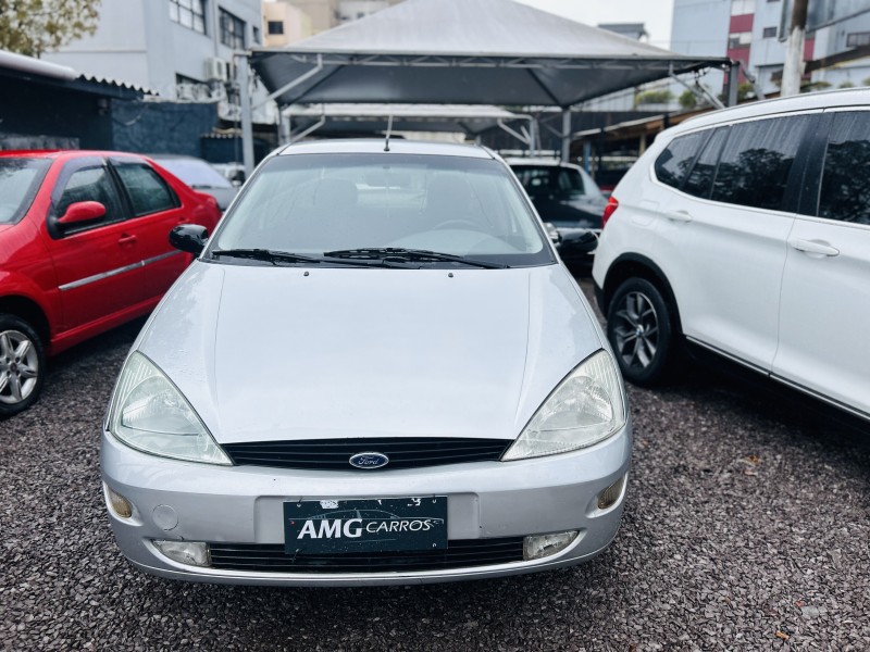 FOCUS 2.0 FC 16V GASOLINA 4P MANUAL - 2002 - CAXIAS DO SUL