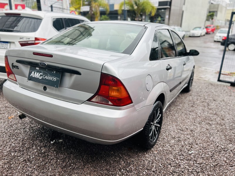 FOCUS 2.0 FC 16V GASOLINA 4P MANUAL - 2002 - CAXIAS DO SUL