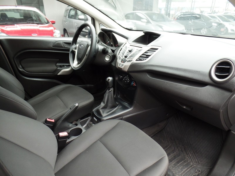 FIESTA 1.6 SE SEDAN 16V FLEX 4P MANUAL - 2013 - CAXIAS DO SUL
