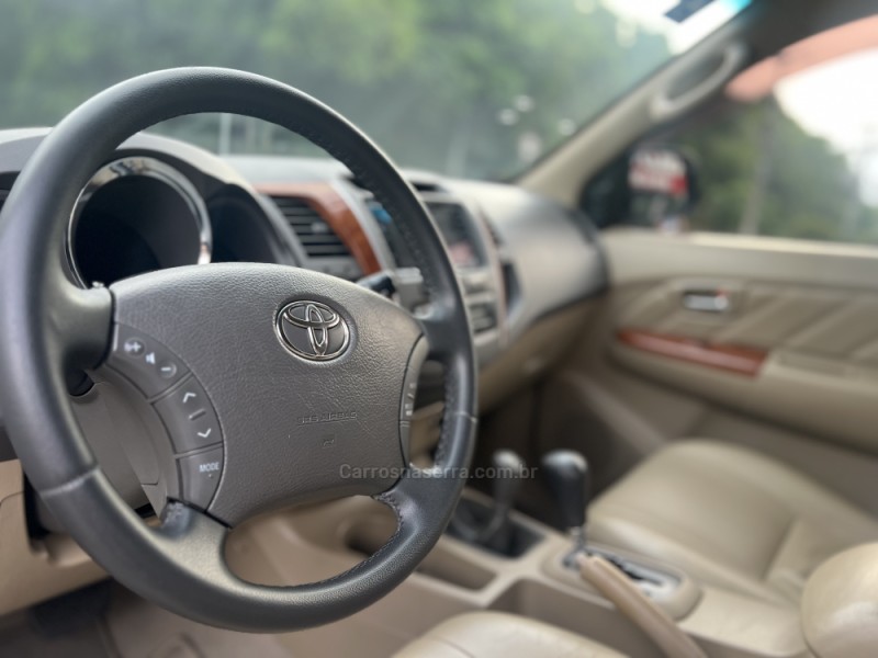 HILUX SW4 3.0 SRV 4X4 16V TURBO INTERCOOLER DIESEL 4P AUTOMÁTICO - 2010 - CAMPO BOM