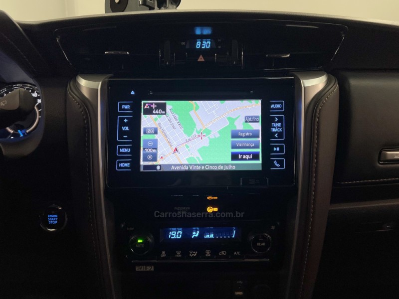 HILUX SW4 2.7 SRV 4X2 16V FLEX 7 LUGARES 4P AUTOMÁTICO - 2019 - FLORES DA CUNHA